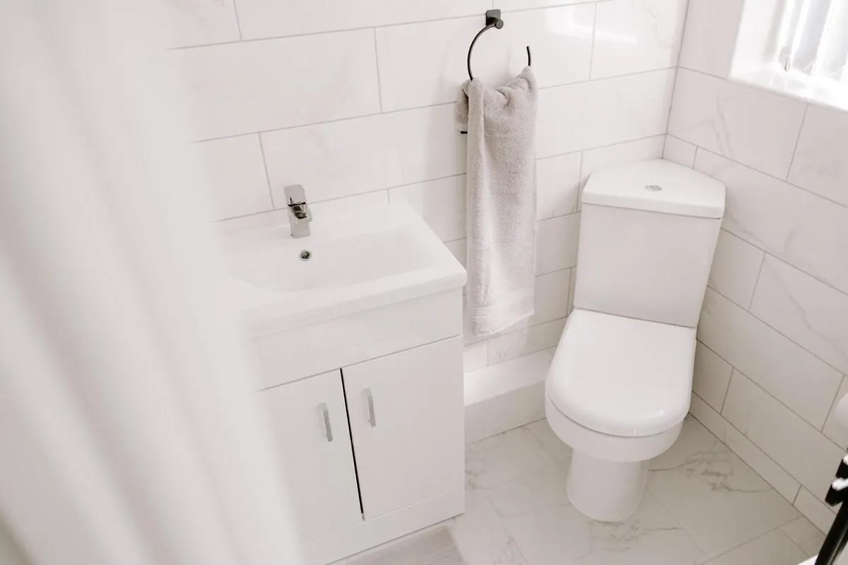Apsley Way, 5 Bed 4 Bathroom House Thornaby on Tees